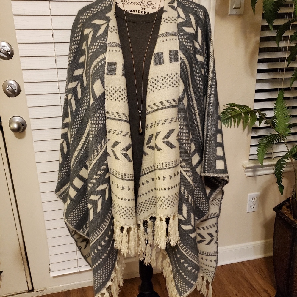 Knit poncho